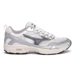 Buty do biegania damskie Mizuno D1GA245109. Szare obuwie do biegania damskie Mizuno. Za 555.00 zł.