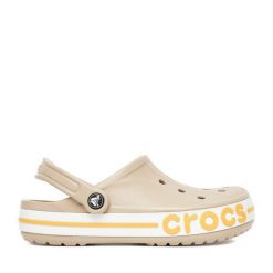 Klapki Crocs. Brązowe klapki damskie Crocs, bez wzorów, bez obcasa. Za 179.99 zł.