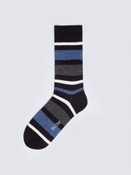 BIG STAR Skarpety w kolorze czarnym rozmiar: 39-42. Czarne skarpetki męskie Big Star, bez wzorów, ze splotem. Za 19.99 zł.