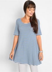 Tunika shirtowa z mieszanki wiskozy. Niebieskie tuniki damskie bonprix, bez wzorów, z wiskozy, bez kołnierzyka, bez ramiączek. Za 109.99 zł.