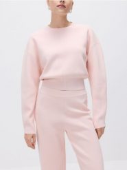 Sweter z wiskozą - pastelowy róż. Czerwone swetry klasyczne damskie Reserved, l, z dzianiny, bez kołnierzyka. Za 139.99 zł.