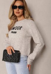 Jasnoszary Sweter o Klasycznym Kroju z Haftowanym Napisem Zoyass. Szare swetry klasyczne damskie Renee, m, bez kołnierzyka. Za 119.99 zł.