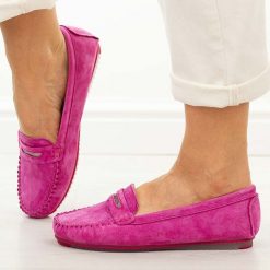 Fuksja skórzane mokasyny damskie S.Barski 7029. Czerwone mokasyny damskie S.BARSKI, z jeansu. Za 229.00 zł.