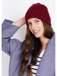 William de Faye Czapka beanie w kolorze bordowym rozmiar: onesize. Czerwone czapki zimowe damskie William De Faye, ze splotem. Za 56.99 zł.