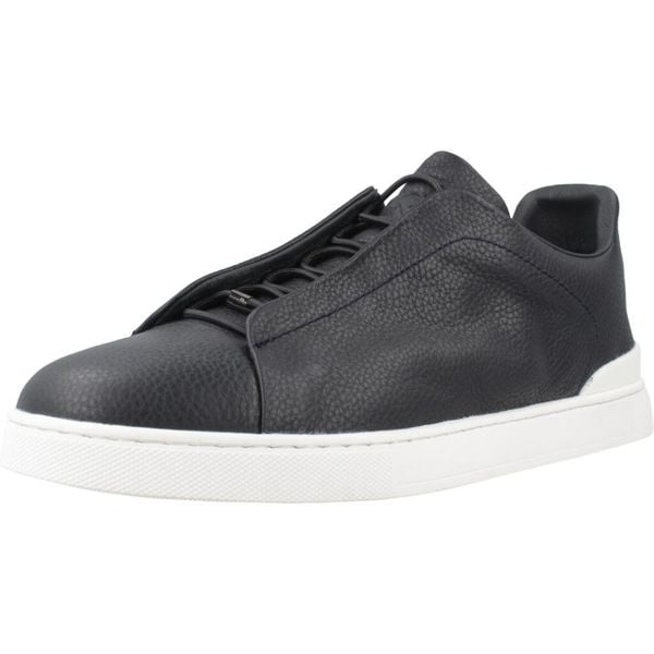 Buty KANGAROOS K560 Niebieski. Niebieskie buty trekkingowe męskie Kangaroos, ze skóry, bez zapięcia, trekkingowe. Za 404.38 zł.