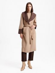 BGN Płaszcz przejściowy w kolorze jasnobrązowym rozmiar: 40. Brązowe płaszcze damskie BGN, bez wzorów. Za 372.45 zł.
