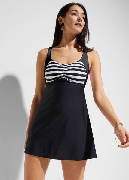 Długie tankini (komplet 2-cz.). Czarne bikini damskie bonprix, bez wzorów. Za 149.99 zł.