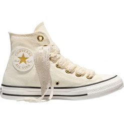 Buty sportowe Converse Chuck Taylor All Star. Czerwone buty sportowe na co dzień damskie Converse, bez wzorów, z materiału. Za 490.00 zł.