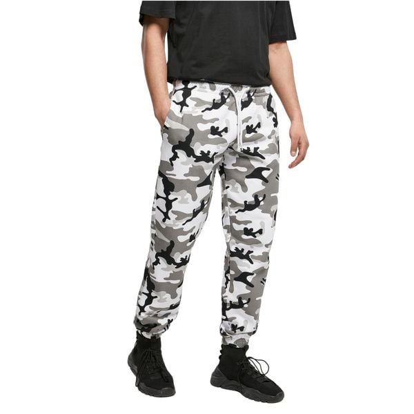 Spodnie dresowe Urban Classics Basic. Białe spodnie dresowe męskie Urban Classics, bez wzorów, z dresówki. Za 214.00 zł.