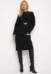 Czarna Sweterkowa Sukienka z Wiskozą i Broszką Tinarrea. Czarne broszki damskie Born2be. Za 129.99 zł.