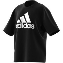 Damska koszulka z dużym logo adidas Essentials Boyfriend. Białe bluzki damskie Adidas, bez kołnierzyka, bez ramiączek. W wyprzedaży za 96.50 zł.
