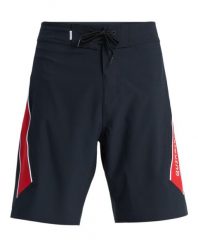 Spodenki boardshort dla Mężczyzn SURFSILK CLICKER 20" Czarny. Czarne kąpielówki męskie Quiksilver, m, bez wzorów, z poliesteru, do pływania. Za 299.99 zł.