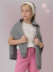 4F T-shirt regular z nadrukiem dziewczęcy - biały 152 (11-12 lat). Białe koszulki dziewczęce 4f, uniwersalny, bez wzorów, z bawełny, bez ramiączek. Za 39.99 zł.