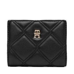 Portfel Tommy Hilfiger. Czarne portfele damskie Tommy Hilfiger, bez wzorów. Za 269.99 zł.