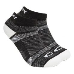 Skarpety unisex Oakley Ribbed Ellipse Short Socks. Czarne skarpetki męskie Oakley, bez wzorów. Za 65.55 zł.