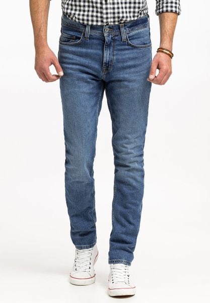 MUSTANG VEGAS SLIM MĘSKIE SPODNIE JEANSOWE JEANSY DŻINSY DENIM BLUE 1015350 5000 682, W32 L30. Niebieskie jeansy męskie Mustang. Za 249.99 zł.