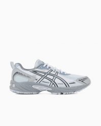 Uniseksowe buty do biegania ASICS GEL-VENTX White / Storm Cloud. Białe obuwie do biegania damskie Asics. Za 495.00 zł.
