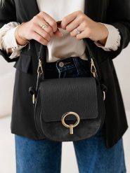 Lia Biassoni Skórzana torebka "Catona" w kolorze czarnym - 20 x 19 x 9 cm rozmiar: onesize. Czarne torebki klasyczne damskie Lia Biassoni, bez wzorów, z materiału, bez dodatków. Za 260.99 zł.