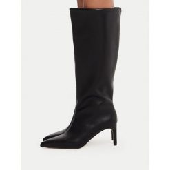 Kozaki Nine West. Czarne kozaki damskie Nine West, bez obcasa, na szpilce. Za 329.99 zł.