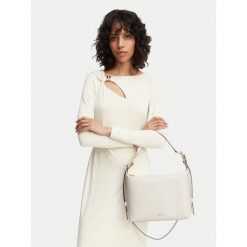 Torebka Furla. Białe torebki klasyczne damskie Furla, bez wzorów, bez dodatków. Za 1,629.00 zł.