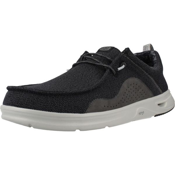 Buty HEY DUDE WALLY HEY2O MESH Czarny. Czarne buty trekkingowe męskie Hey dude, z meshu, bez zapięcia, trekkingowe. Za 263.99 zł.