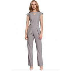 Kombinezon z dekoltem moe305. Szare kombinezony damskie MOE, xl, bez wzorów, eleganckie, bez kołnierzyka, bez ramiączek. W wyprzedaży za 139.00 zł.