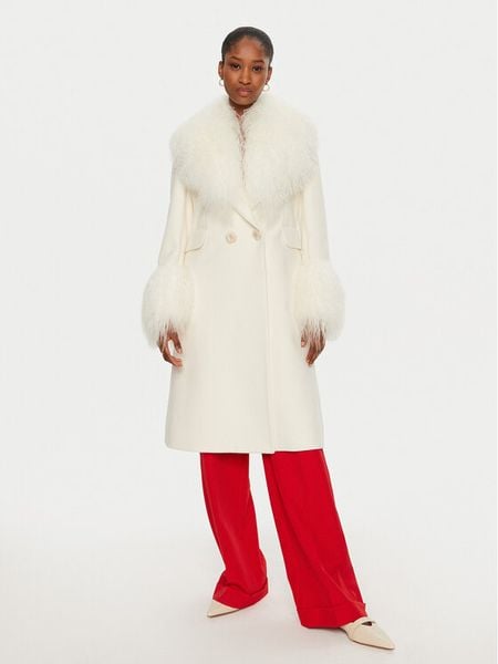 YES LONDON Płaszcz zimowy CD1202/MONGOLIA Écru Regular Fit. Płaszcze damskie YES LONDON, na zimę, bez wzorów, z syntetyku. Za 2,479.00 zł.