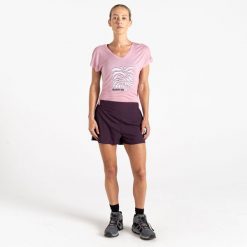 Spodenki turystyczne damskie Off Trail. Brązowe szorty damskie Dare 2b, bez wzorów, sportowe. W wyprzedaży za 159.99 zł.