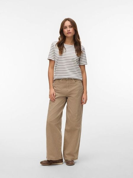 Vero Moda Bluzka w kolorze brązowo-białym rozmiar: M. Białe bluzki damskie Vero Moda, m, bez wzorów, bez kołnierzyka, bez ramiączek. Za 60.99 zł.