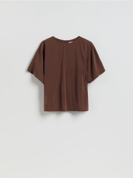 T-shirt z modalem - brązowy. Brązowe t-shirty damskie Reserved, l, bez wzorów, z dzianiny, bez kołnierzyka. Za 109.99 zł.