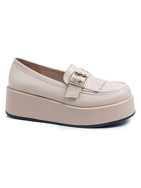 C'M Mokasyny w kolorze kremowym na koturnie rozmiar: 39. Brązowe czółenka damskie C'M. Za 113.36 zł.