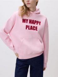 Bluza z napisem - pastelowy róż. Czerwone bluzy bez kaptura damskie Reserved, l, z bawełny. Za 129.99 zł.