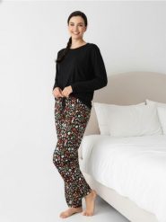 Spodnie piżamowe z szeroką nogawką i kwiatowym motywem - wielobarwny. Piżamy damskie Sinsay, bez wzorów. Za 29.99 zł.