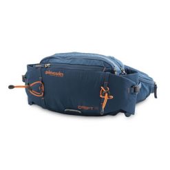 Torba biodrowa Pinguin Drift 5. Czarne torebki klasyczne damskie PINGUIN, bez wzorów, bez dodatków. Za 254.99 zł.