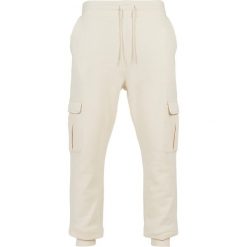 Spodnie Cargo Urban Classics. Białe spodnie materiałowe męskie Urban Classics, bez wzorów. Za 244.50 zł.