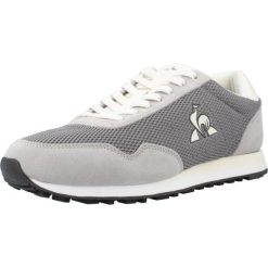 Buty LE COQ SPORTIF ASTRA_2 Szary. Szare buty trekkingowe męskie Le Coq Sportif, z tkaniny, bez zapięcia, trekkingowe. Za 296.99 zł.