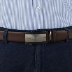 Pasek męski skórzany 3,5 cm klamra automatyczna Beltimore brązowy 02-567 : Kolory - brązowy, beżowy, Rozmiar pasków - r.110-125 cm. Brązowe paski męskie bez wzorów, ze skóry, wizytowe. Za 64.99 zł.