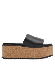 Lasocki Klapki WYL3440-4Z Czarny. Czarne klapki damskie Lasocki, bez wzorów, ze skóry, bez obcasa. Za 249.99 zł.