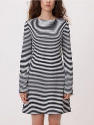 Sukienka mini w paski - wielobarwny. Sukienki damskie Reserved, na co dzień, l, bez wzorów, z dzianiny, bez kołnierzyka, bez ramiączek, mini, proste. Za 119.99 zł.