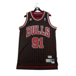Second life - Koszulka męska do koszykówki Adidas NBA Chicago Bulls - Jak nowy. Czarne t-shirty sportowe męskie Adidas, l, bez ramiączek, do koszykówki. Za 298.16 zł.