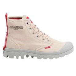 Buty Trekkingowe Damskie Pampa HI Dare. Czerwone obuwie trekkingowe damskie Palladium, na zimę. Za 602.99 zł.
