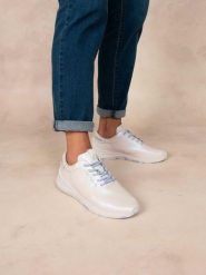 Buty sportowe damskie TBS Jazz. Szare obuwie do biegania damskie Tbs. Za 432.00 zł.