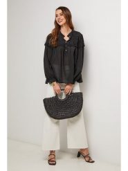 Lin Passion Bluzka w kolorze czarnym rozmiar: 36/38. Czarne bluzki damskie Lin Passion, bez wzorów, z bawełny, klasyczne, bez kołnierzyka, bez ramiączek. Za 121.99 zł.