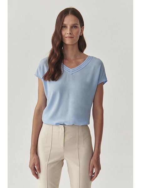 TATUUM Koszulka w kolorze błękitnym rozmiar: 36. Niebieskie bluzki damskie Tatuum, bez wzorów, z koronki, bez kołnierzyka, bez ramiączek. Za 91.56 zł.