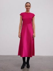 BGN Sukienka w kolorze różowym rozmiar: 38. Różowe sukienki damskie BGN, na co dzień, bez wzorów, bez kołnierzyka, bez ramiączek, maxi, proste. Za 166.10 zł.