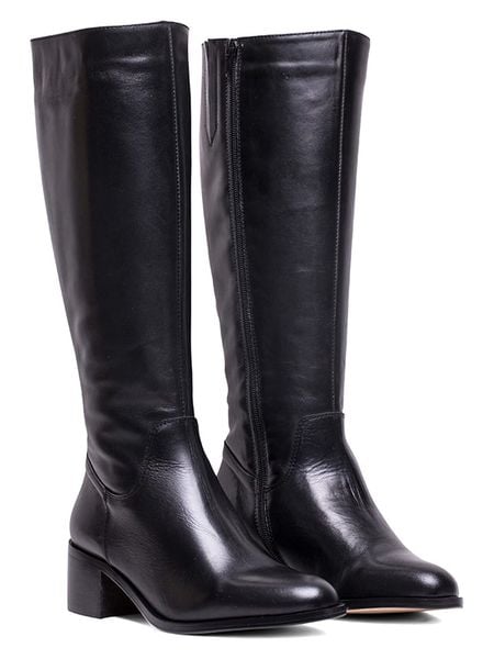 ELODIE Skórzane kozaki w kolorze czarnym rozmiar: 41. Czarne kozaki damskie ELODIE, bez obcasa. Za 174.43 zł.