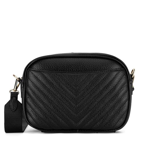 Torebka JENNY. Czarne listonoszki damskie Jenny, bez wzorów, bez dodatków. Za 109.99 zł.