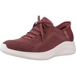 Buty SKECHERS SLIP-INS: ULTRA FLEX 3.0 TONAL STRETC Bordeaux. Czerwone trampki i tenisówki damskie Skechers, bez wzorów, z tkaniny. Za 339.99 zł.