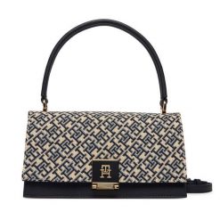 Torebka Tommy Hilfiger. Niebieskie torebki klasyczne damskie Tommy Hilfiger, bez wzorów, bez dodatków. Za 699.99 zł.