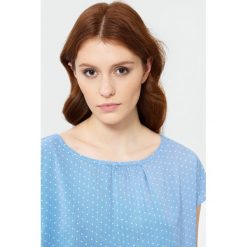 Elegancka bluzka. Bluzki damskie Greenpoint, bez wzorów, z bawełny, eleganckie, bez kołnierzyka, bez ramiączek. Za 29.99 zł.